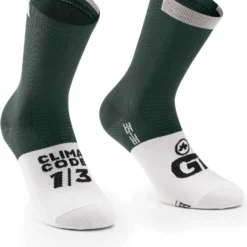 Assos GT C2 Sokken -Exporteren Cycling Kleding Winkel p13.60.700.6a gt socks c2 grenade green fronte scaled